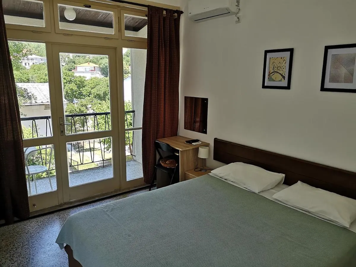 Guest House Morska Grota Povile Croatia