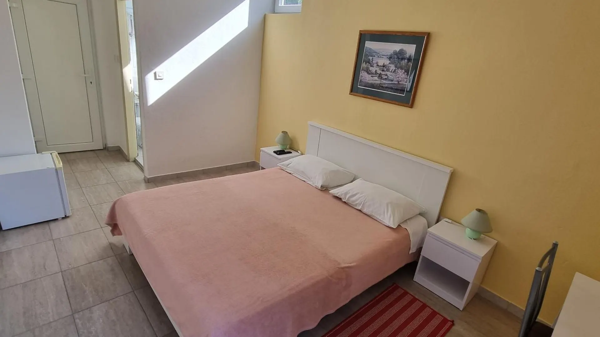 Guest House Morska Grota Povile 3*,  Croatia