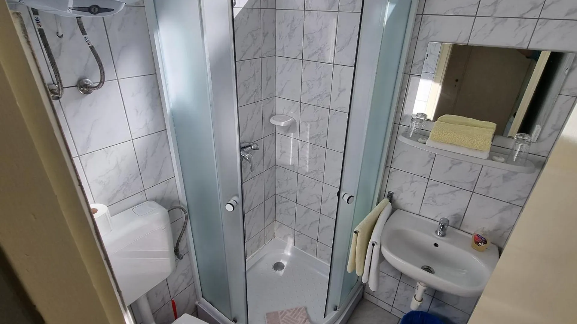 Guest House Morska Grota Povile